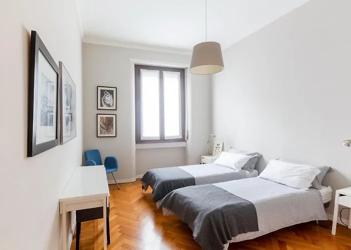 Spacious And Brilliant Apartment In Duomo By Easylife